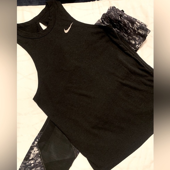 Nike Other - Set-Womens Nike Dri fit tank Small & Dri Fit crop running legging  Med great con